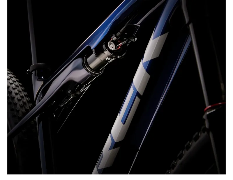 Trek Supercaliber 9.7 Cross Country MTB in Hex Blue/Deep Dark Blue Fade-2